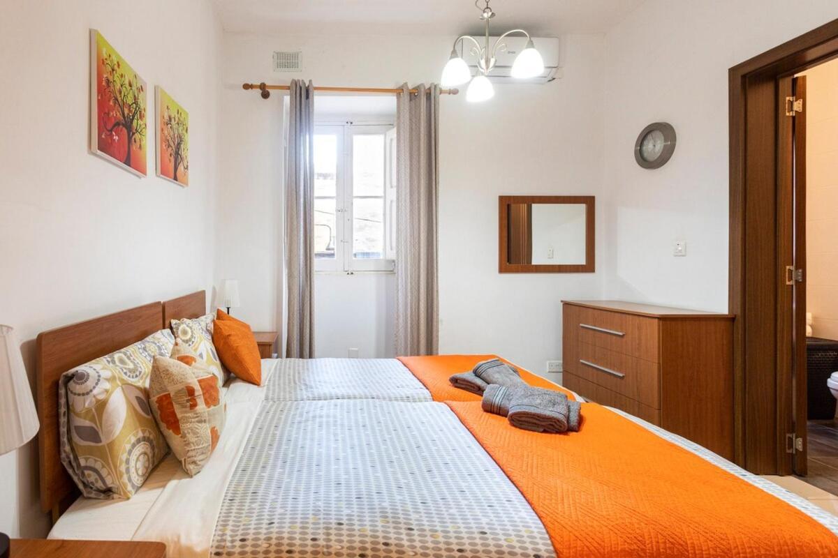 Superbly Located Cosy 2-Bedroom Apartment Valletta Exterior foto